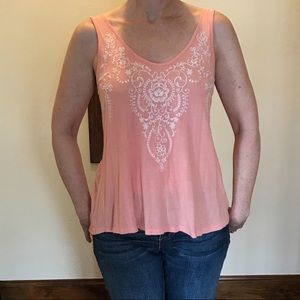 Women’s embroidered tank top, large
